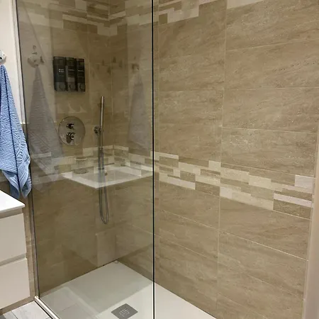 Casa Conchiglia 6 Ospiti 5 Minuti A Piedi Da Mare, Centro E Stazione Comfort Completo דירה